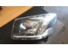 Headlight, left from a Opel Vivaro, 2014 / 2019 1.6 CDTI 90, Delivery, Diesel, 1.598cc, 66kW (90pk), FWD, R9M408; R9MA4, 2014-06 / 2016-12 2016