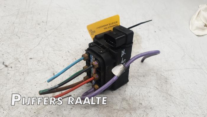 Gebrauchte Ventilblock hydraulisch Audi A6 Avant (C7) 3.0 TDI V6 24V Quattro Preis € 108,90 Mit Mehrwertsteuer angeboten von Pijffers B.V. Raalte