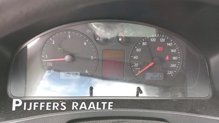 Used Engine management computer Volkswagen Multivan T5 (7E/7HC/7HF/7HM) 2.5 TDi Price € 242,00 Inclusive VAT offered by Pijffers B.V. Raalte