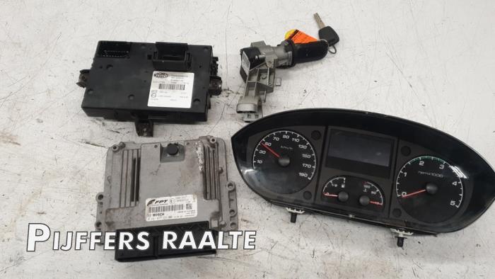 Used Engine management computer Iveco New Daily V 29L13V, 35C13V, 35S13V, 40C13V, 40S13V Price € 724,79 Inclusive VAT offered by Pijffers B.V. Raalte
