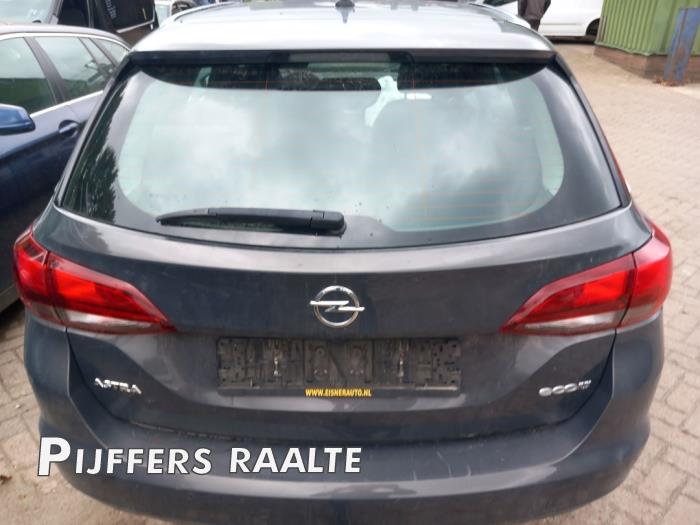 Begagnade Baklucka Opel Astra K Sports Tourer 1.0 Turbo 12V Pris € 907,50 Inklusive moms erbjuds av Pijffers B.V. Raalte