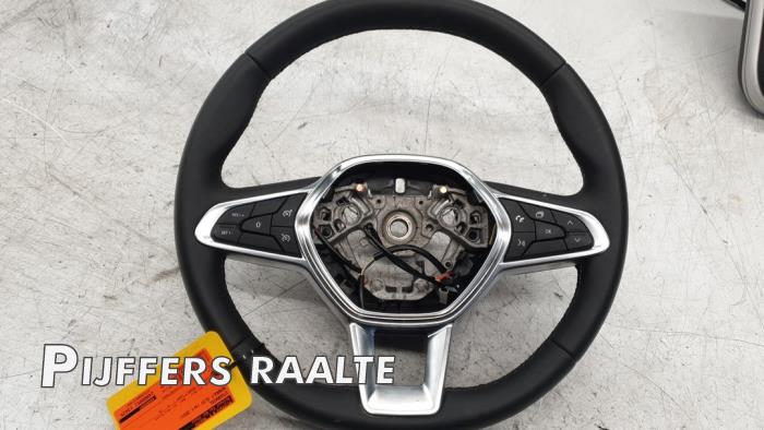 Begagnade Ratt Renault Clio V (RJAB) 1.0 SCe 65 12V Pris € 99,99 Inklusive moms erbjuds av Pijffers B.V. Raalte