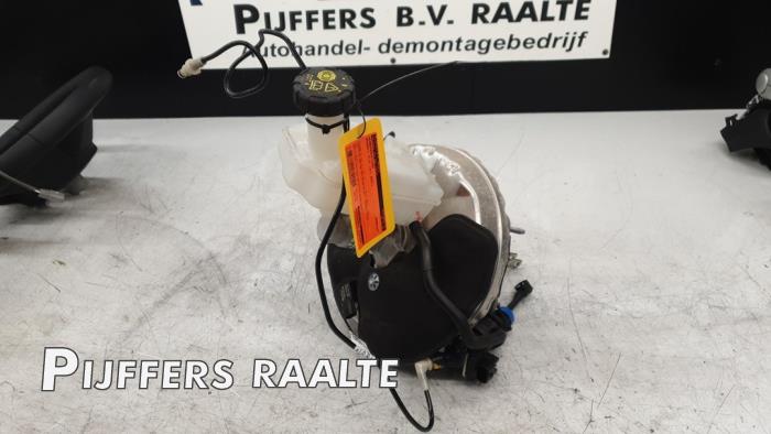 Gebrauchte Bremskraftverstärker Renault Clio V (RJAB) 1.0 SCe 65 12V Preis € 151,25 Mit Mehrwertsteuer angeboten von Pijffers B.V. Raalte