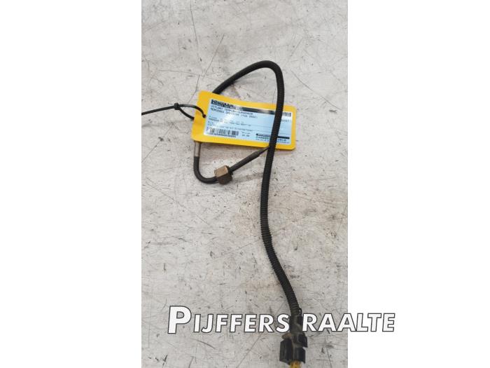 Używane Czujnik temperatury spalin Mercedes Sprinter 3,5t (907.6/910.6) 315 CDI 2.0 D RWD Cena € 30,25 Z VAT oferowane przez Pijffers B.V. Raalte