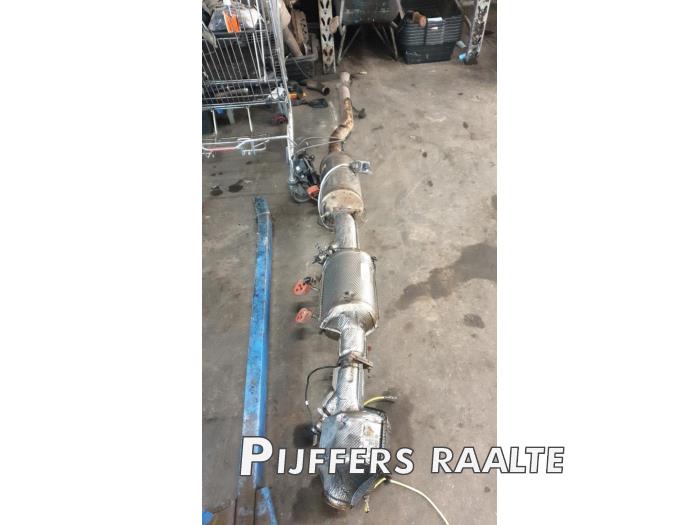 Używane Katalizator Iveco New Daily VI 35/40/50/60/65/70C16; 35/42S16 Cena € 2.117,50 Z VAT oferowane przez Pijffers B.V. Raalte