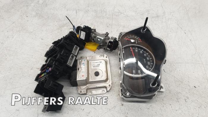Used Ignition lock + computer Suzuki Celerio (LF) 1.0 12V Dualjet Price on request offered by Pijffers B.V. Raalte