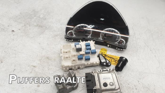 Used Ignition lock + computer Suzuki Swift (ZA/ZC/ZD) 1.2 16V Price € 242,00 Inclusive VAT offered by Pijffers B.V. Raalte