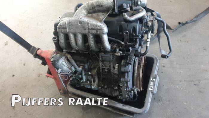 Engine Volkswagen Transporter T5 2.5 TDi PF - XXXXXX BNZ