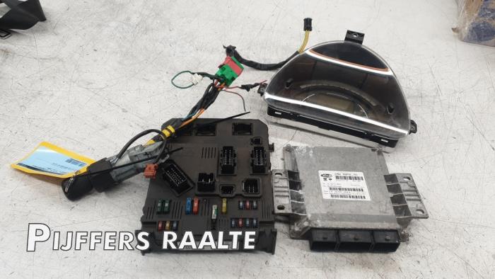 Used Ignition lock + computer Citroen C2 (JM) 1.1 Price € 242,00 Inclusive VAT offered by Pijffers B.V. Raalte