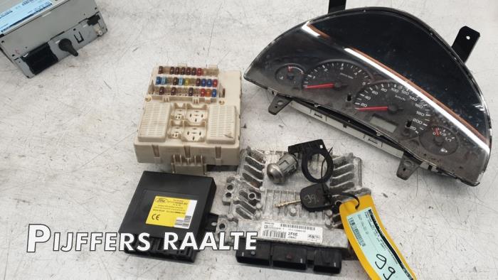 Used Engine management computer Ford Transit Connect 1.8 TDCi 90 Price € 200,00 Margin scheme offered by Pijffers B.V. Raalte