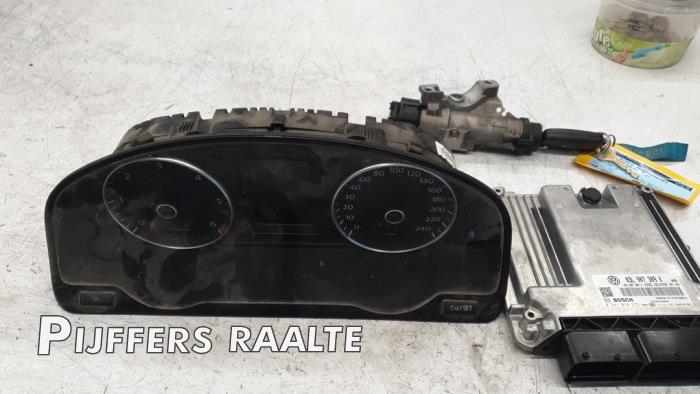 Used Engine management computer Volkswagen Transporter T5 2.0 TDI DRF Price € 363,00 Inclusive VAT offered by Pijffers B.V. Raalte