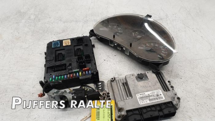 Used Ignition lock + computer Citroen Berlingo 1.6 Hdi 75 16V Phase 1 Price € 181,50 Inclusive VAT offered by Pijffers B.V. Raalte