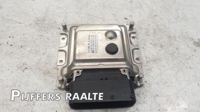 Usagé Ordinateur Adblue Mercedes S (222.0/222.1) 3.0 S-350 BlueTEC, S-350d 24V Prix € 121,00 Prix TTC proposé par Pijffers B.V. Raalte