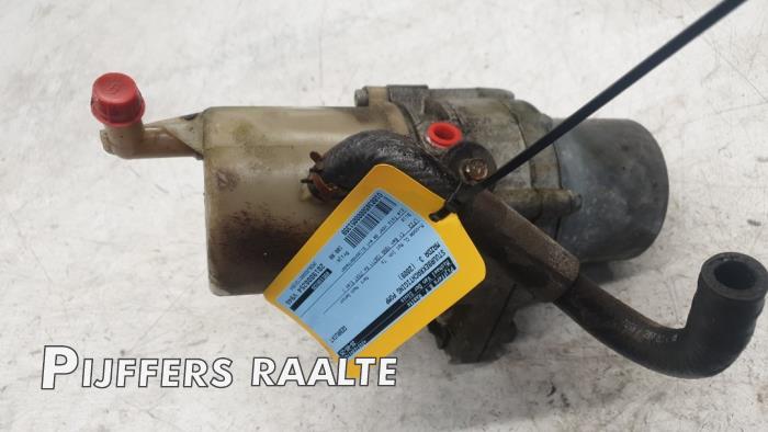 Usagé Pompe de direction Mazda 3 (BL12/BLA2/BLB2) 2.0i MZR DISI 16V Prix € 100,00 Règlement à la marge proposé par Pijffers B.V. Raalte
