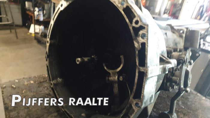 Getriebe van een Renault Master III (MA/MB/MC/MD/MH/MF/MG/MH) 2.3 dCi 150 16V 2014