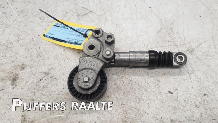 Usados Rodillo tensor correa múltiple Mazda CX-30 (DM) 2.0 e-SkyActiv-X 181 M Hybrid 16V Precio € 50,00 Norma de margen ofrecido por Pijffers B.V. Raalte