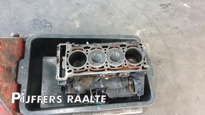 Used Engine crankcase Volkswagen Tiguan (5N1/2) 2.0 TSI 16V 4Motion Price € 1.210,00 Inclusive VAT offered by Pijffers B.V. Raalte