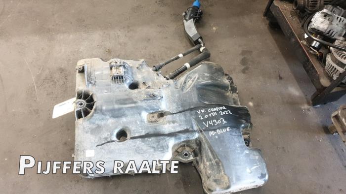Gebrauchte Adblue Tank Volkswagen Crafter (SY) 2.0 TDI Preis € 302,50 Mit Mehrwertsteuer angeboten von Pijffers B.V. Raalte