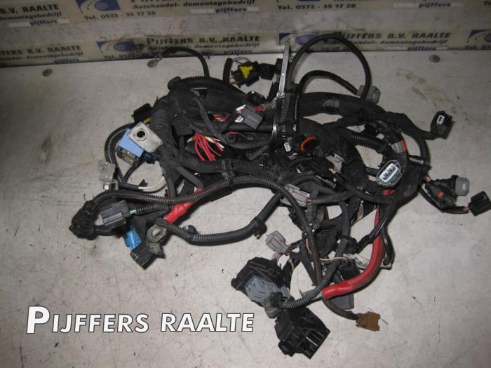 Używane Kabel (rózne) Renault Captur I (2R) 0.9 Energy TCE 12V Cena € 60,50 Z VAT oferowane przez Pijffers B.V. Raalte