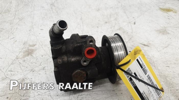Usagé Pompe de direction Volkswagen Transporter T5 2.0 BiTDI DRF 4 Motion Prix € 60,50 Prix TTC proposé par Pijffers B.V. Raalte