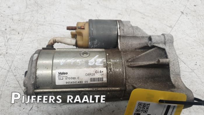 Usados Motor de arranque Opel Vivaro 2.0 Diesel 145 Precio € 36,30 IVA incluido ofrecido por Pijffers B.V. Raalte
