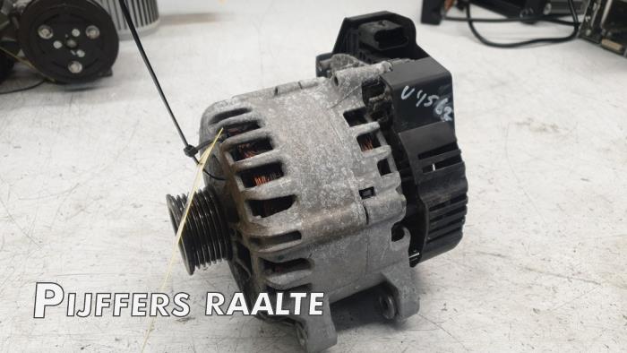 Dynamo d'un Opel Vivaro 2.0 Diesel 145 2023