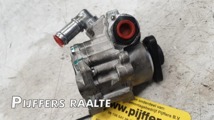 Used Pompe de direction BMW 3 serie (E46/2) 330 Ci 24V Price € 60,50 Inclusive VAT offered by Pijffers B.V. Raalte