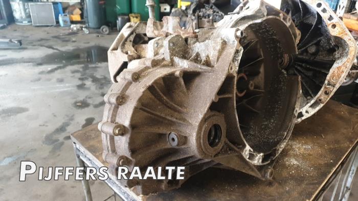 Gebrauchte Getriebe Ford Transit Custom 2.2 TDCi 16V Preis € 847,00 Mit Mehrwertsteuer angeboten von Pijffers B.V. Raalte