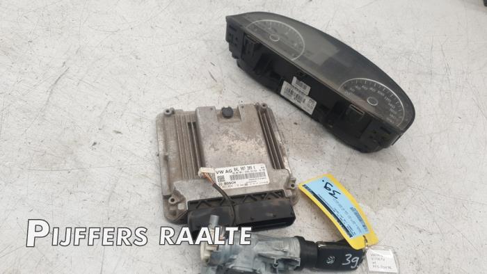 Used Ignition lock + computer Volkswagen Caddy IV 2.0 TDI 75 Price € 363,00 Inclusive VAT offered by Pijffers B.V. Raalte
