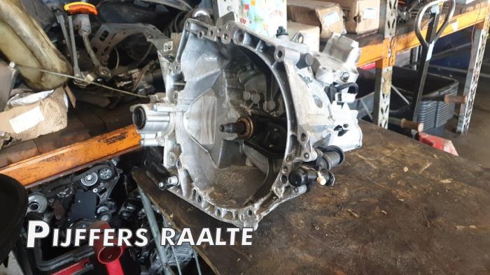 Gebrauchte Getriebe Peugeot Partner (EA//EF/EN/EU) 1.5 BlueHDi 100 Preis € 968,00 Mit Mehrwertsteuer angeboten von Pijffers B.V. Raalte