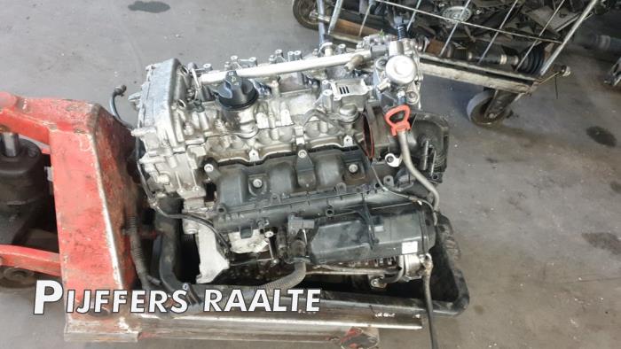 Motor Mercedes C Estate (S205), 2014 / 2021 C-180 1.6 16V BlueEfficiency, Kombi/o, Benzin, 1.595cc, 115kW (156pk), RWD, M274910, 2014-09 / 2020-08, 205.240 (Gebraucht)