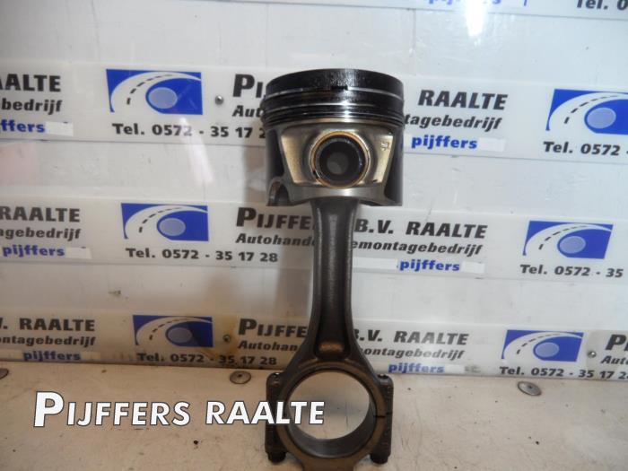 Begagnade Vevstake Audi A3 (8P1) 2.0 TDI 16V Pris € 75,00 Marginaltabell erbjuds av Pijffers B.V. Raalte