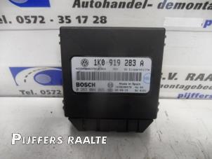 Używane Modul czujników parkowania Volkswagen Golf V (1K1) 1.4 16V Cena € 50,00 Procedura marży oferowane przez Pijffers B.V. Raalte
