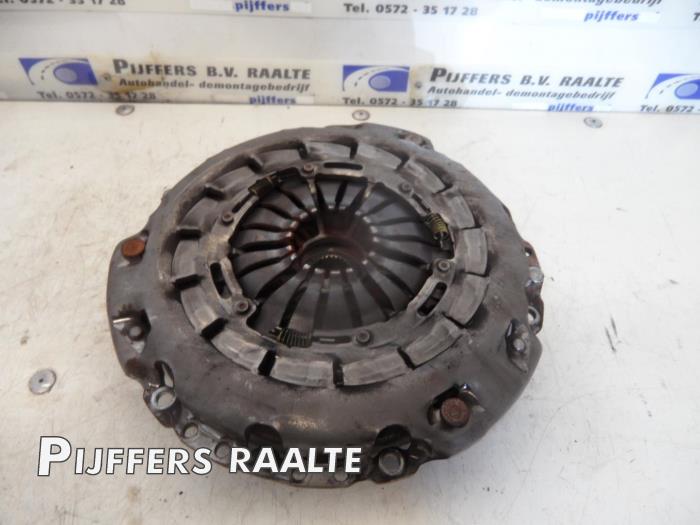 Used Clutch kit (complete) Mercedes Sprinter 2t (901/902) 216 CDI 20V Price € 100,00 Margin scheme offered by Pijffers B.V. Raalte