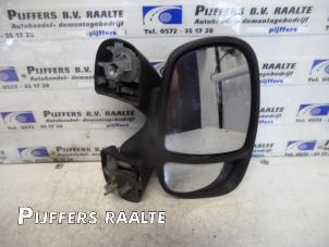 Used Wing mirror, right Opel Vivaro 1.9 DTI 16V Price € 50,00 Margin scheme offered by Pijffers B.V. Raalte