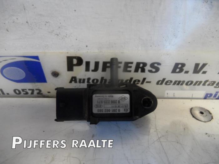Gebrauchte Map Sensor (Einlasskrümmer) Opel Vivaro 1.9 DTI 16V Preis € 50,00 Margenregelung angeboten von Pijffers B.V. Raalte
