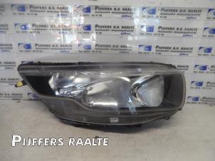 Used Headlight, right Iveco New Daily VI 33S13, 35C13, 35S13 Price € 75,00 Margin scheme offered by Pijffers B.V. Raalte