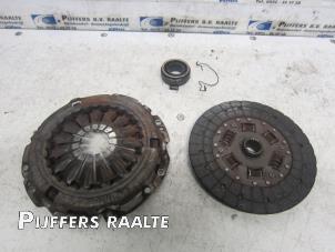 Used Clutch kit (complete) Toyota Avensis (T22) 2.0 D-4D 16V Price € 100,00 Margin scheme offered by Pijffers B.V. Raalte