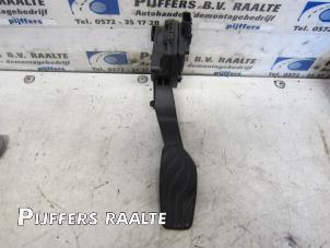Used Accelerator pedal Nissan X-Trail (T32) Price € 50,00 Margin scheme offered by Pijffers B.V. Raalte