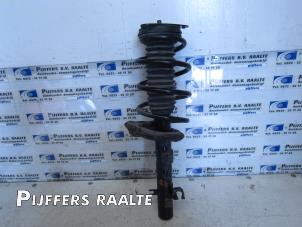 Used Front shock absorber rod, right Nissan X-Trail (T32) Price € 50,00 Margin scheme offered by Pijffers B.V. Raalte