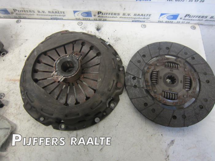 Used Clutch kit (complete) Iveco New Daily VI 29L15,35S15 Price € 100,00 Margin scheme offered by Pijffers B.V. Raalte