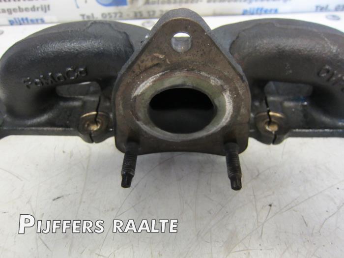 Gebrauchte Abgaskrümmer Volvo V40 (MV) 1.6 T3 GTDi 16V Preis € 50,00 Margenregelung angeboten von Pijffers B.V. Raalte