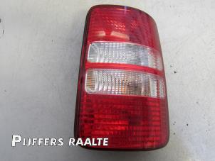 Używane Tylne swiatlo pozycyjne prawe Volkswagen Caddy Cena € 25,00 Procedura marży oferowane przez Pijffers B.V. Raalte