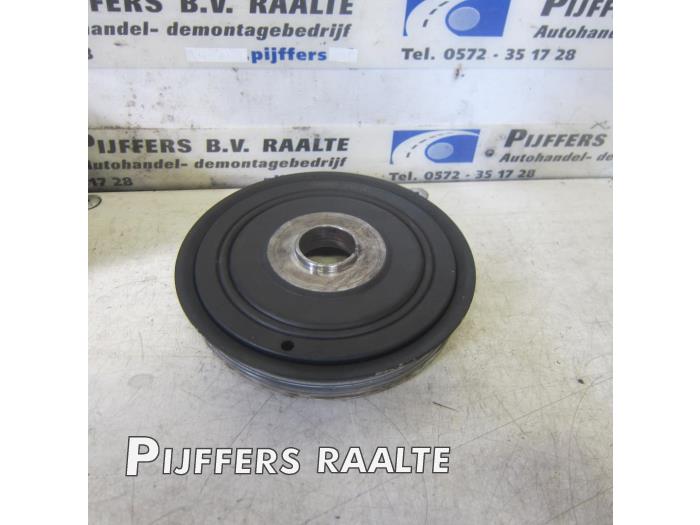 Gebrauchte Kurbelwelle Riemenscheibe Volvo V50 (MW) Preis € 50,00 Margenregelung angeboten von Pijffers B.V. Raalte