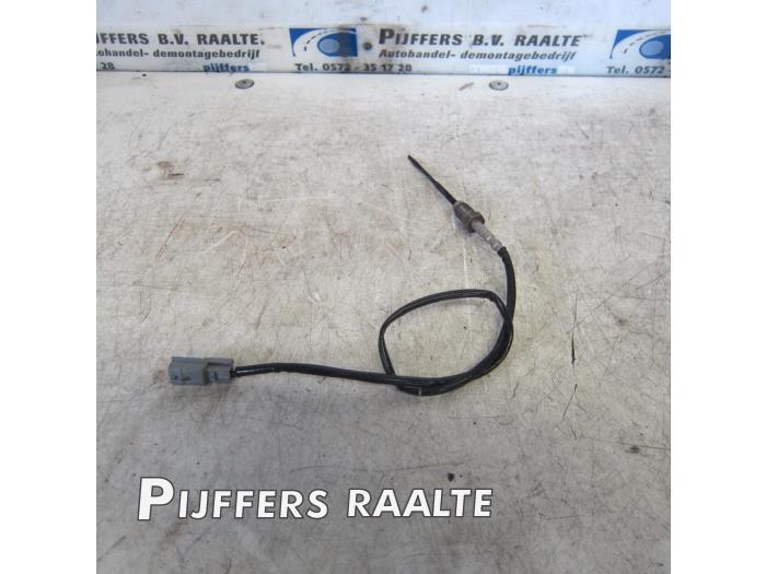 Begagnade Partikelfiltersensor Renault Clio IV Estate/Grandtour (7R) 1.5 Energy dCi 90 FAP Pris € 25,00 Marginaltabell erbjuds av Pijffers B.V. Raalte