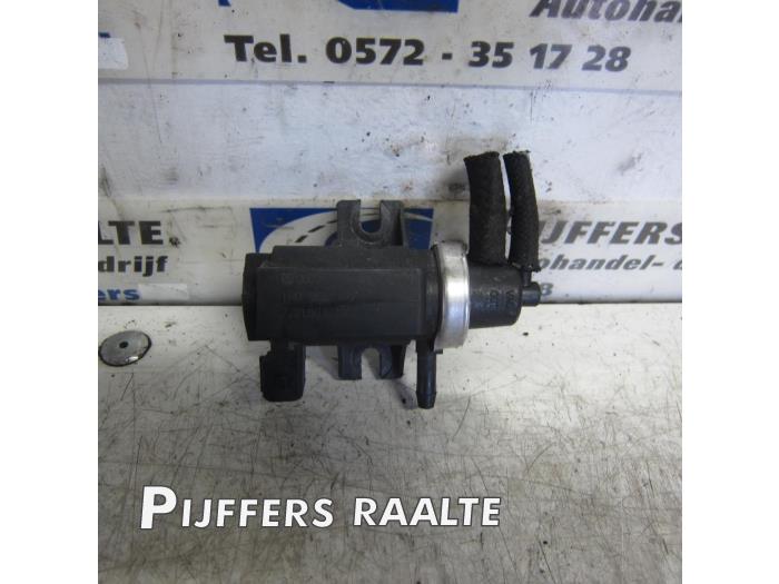 Usagé Régulateur pression turbo Volkswagen Transporter/Caravelle T4 2.5 TDI Prix € 25,00 Règlement à la marge proposé par Pijffers B.V. Raalte