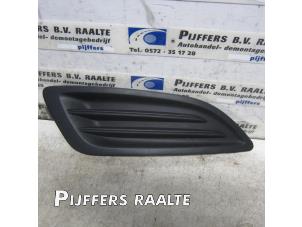 Used Bumper grille Ford Fiesta 6 (JA8) 1.0 SCI 12V 80 Price € 15,00 Margin scheme offered by Pijffers B.V. Raalte