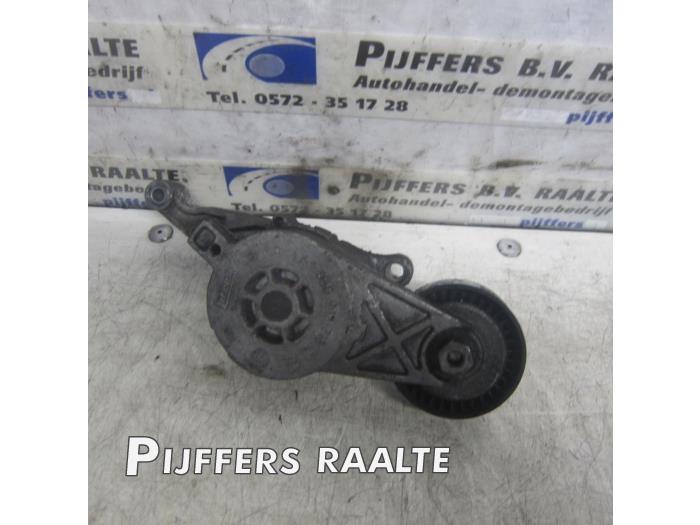 Usados Tensor correa múltiple Volkswagen Touran (1T1/T2) 1.9 TDI 105 Euro 3 Precio € 25,00 Norma de margen ofrecido por Pijffers B.V. Raalte