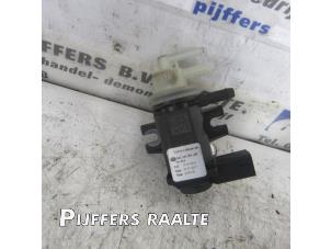 Used Vacuum valve Volkswagen Caddy IV 2.0 TDI 102 Price € 45,00 Margin scheme offered by Pijffers B.V. Raalte