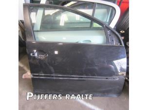 Used Front door 4-door, right Volkswagen Golf V (1K1) Price € 100,00 Margin scheme offered by Pijffers B.V. Raalte
